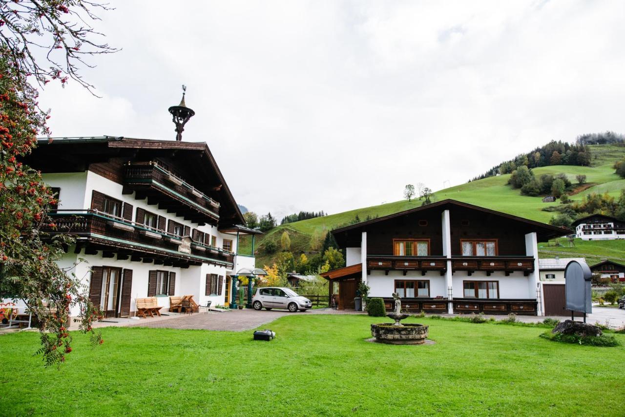 Appartements Dreimaederlhaus Maria Alm Extérieur photo